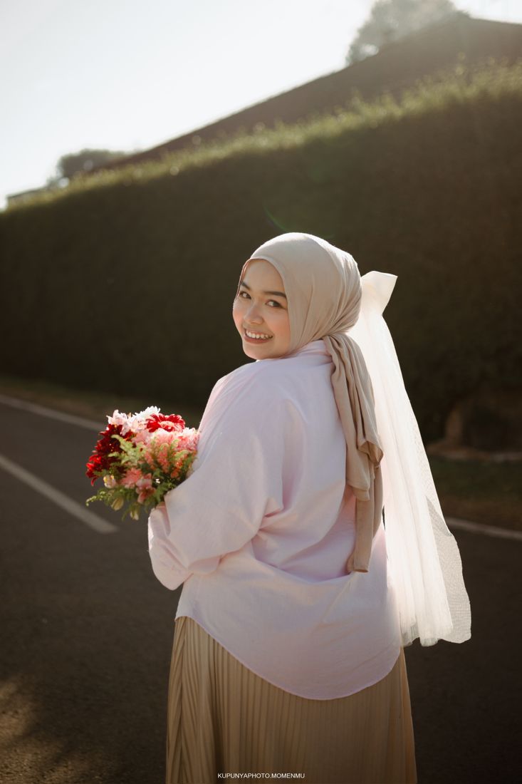 Rasyifa dan buketnya